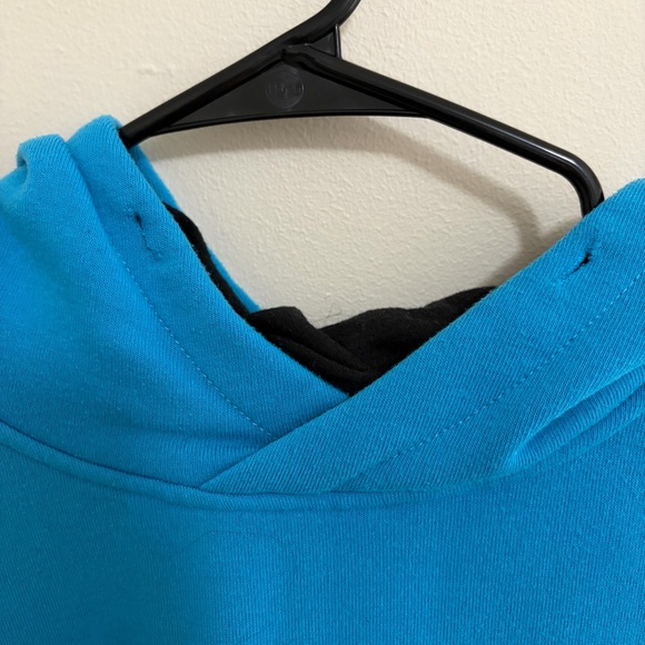 Blue and Black Hoodie with Gray Accents Men’s Medium - Picture 4 of 5